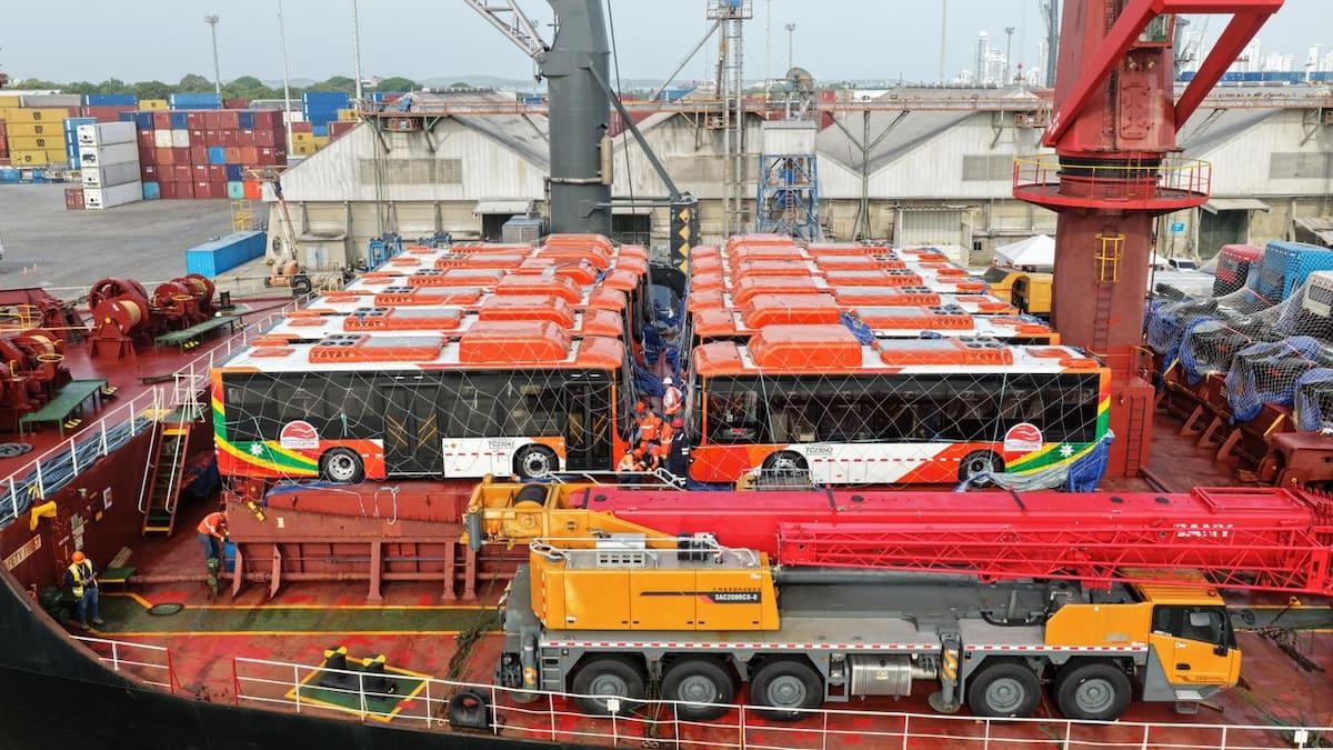 Primer lote de nuevos vehículos para TransCaribe ya está en Cartagena