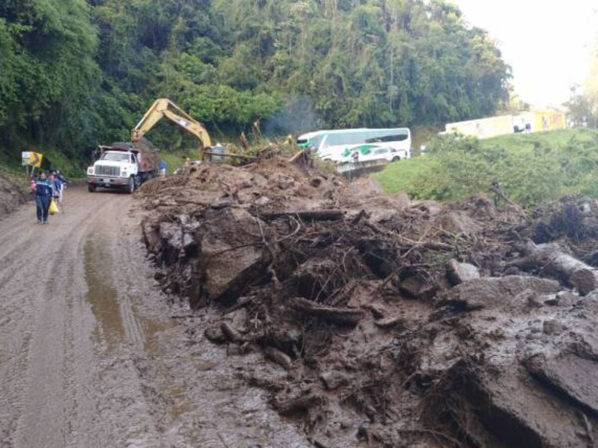 Estas son las primeras imágenes de los derrumbes en la vía a Cúcuta