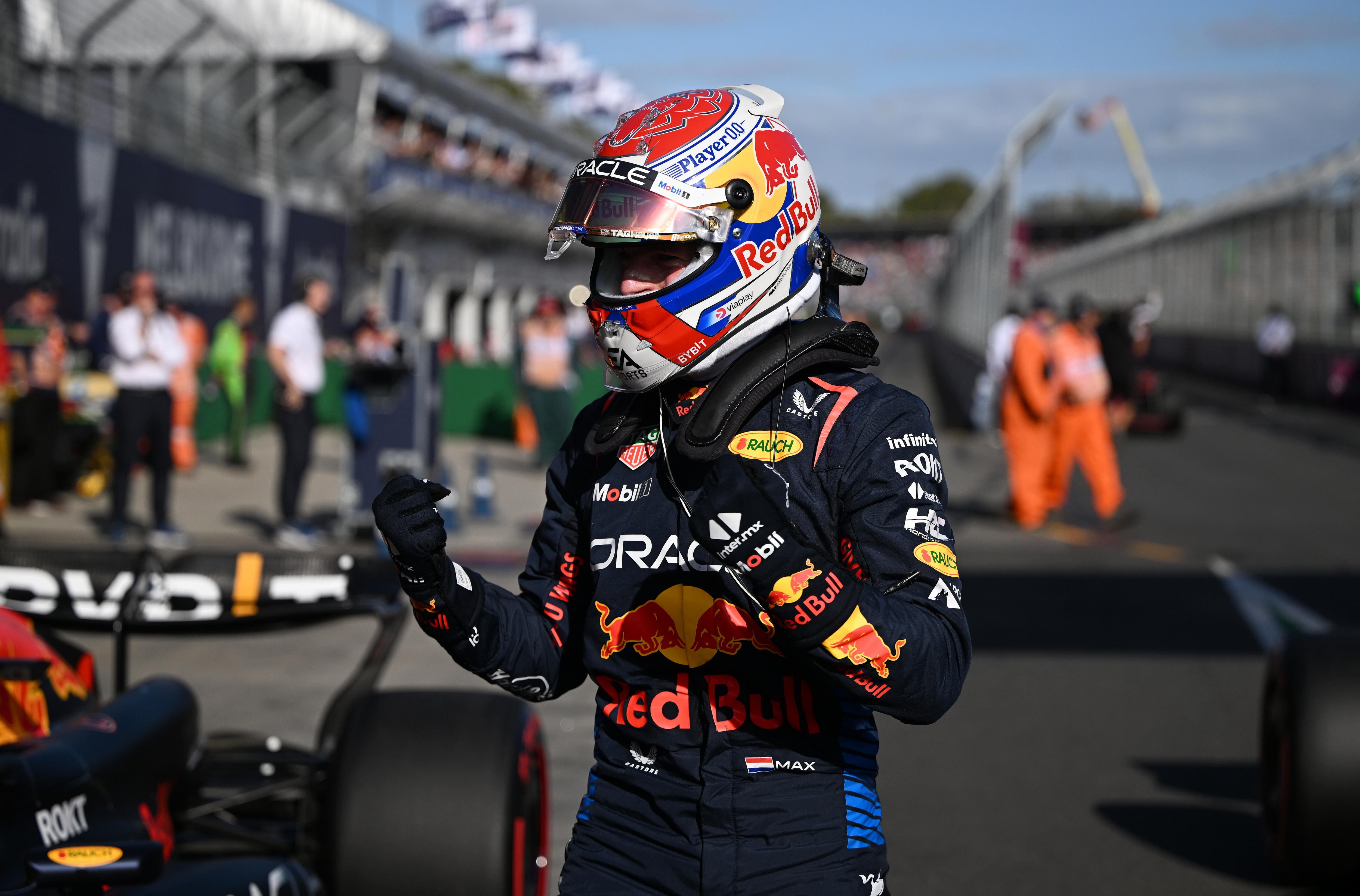 Melbourne (Australia), 23/03/2024.- Max Verstappen of Red Bull Racing reacts after securing the pole position following the qualifying session at the Australian Grand Prix 2024 on Albert Park Circuit in Melbourne, Australia 23 March 2024. (Fórmula Uno) EFE/EPA/JOEL CARRETT AUSTRALIA AND NEW ZEALAND OUT