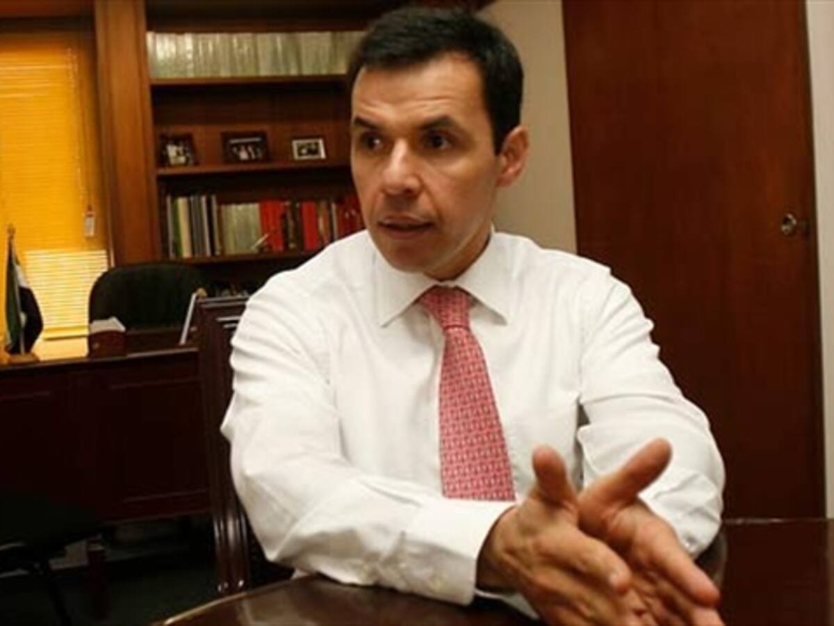 Gobierno saluda llegada de sectores de oposición a comisión asesora de paz