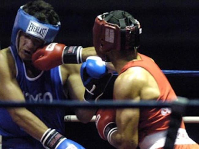 Graves denuncias contra entrenadores cubanos de la Liga de Boxeo de Bogotá