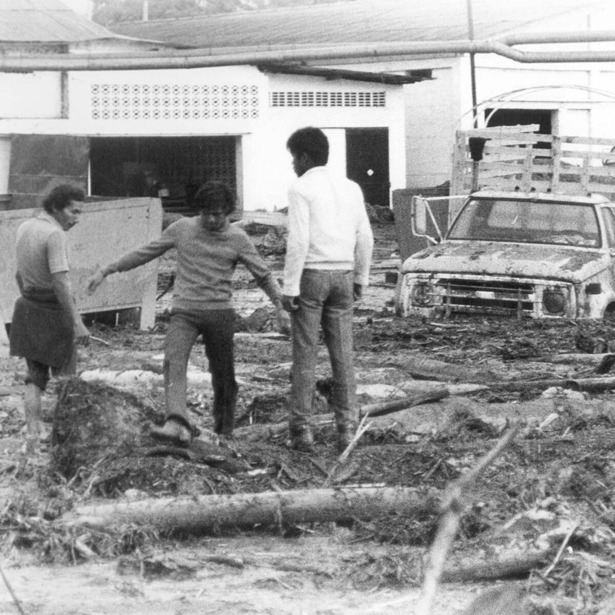 La otra Omaira: tres días atrapada bajo el lodo, embarazada, y con una nueva vida por venir