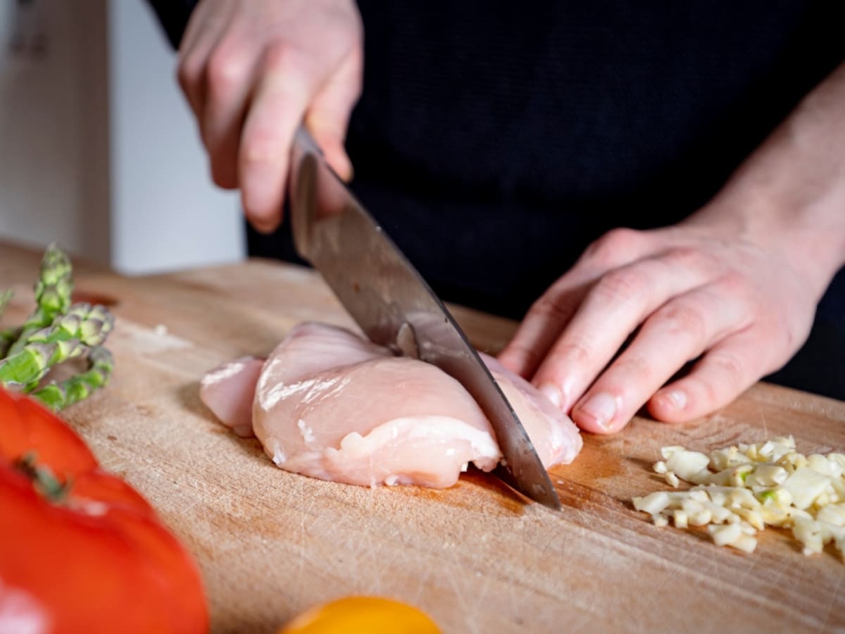 5 errores comunes al cocinar la pechuga de pollo: puede cambiar bastante su sabor