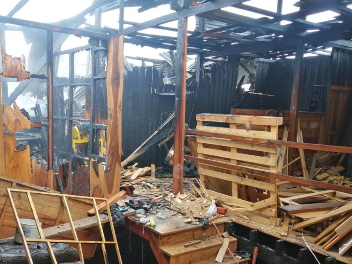Dos viviendas destruidas por incendio en el barrio San José de Manizales
