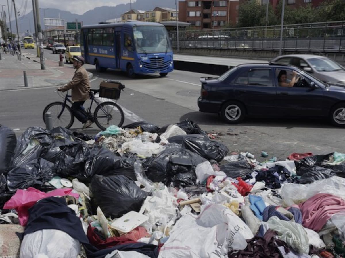 Bogotá tendrá nuevo esquema operativo para recolección de basuras: director de la Uaesp