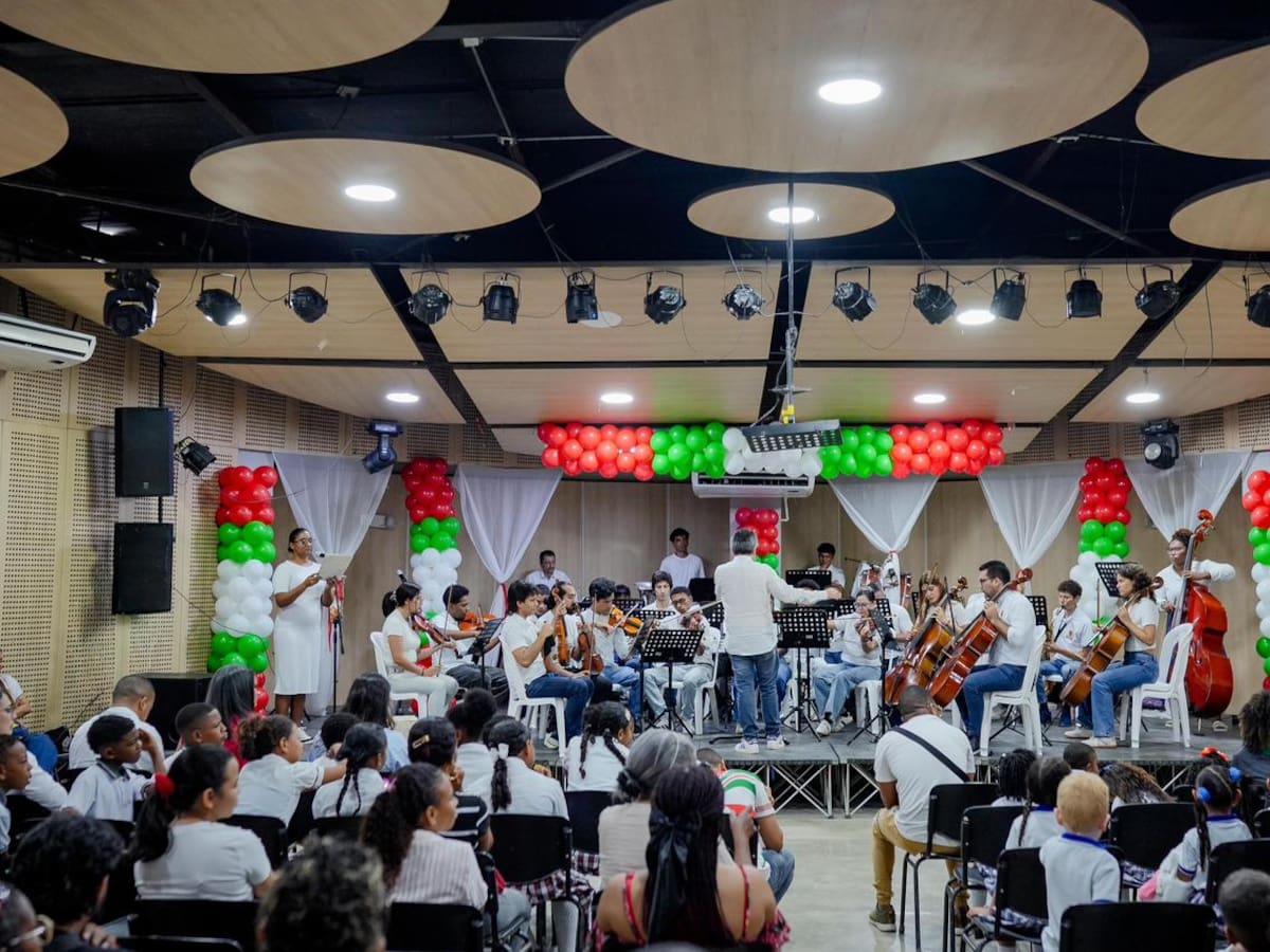 Arte y tradición al cierre del Mes de la Niñez en Bolívar