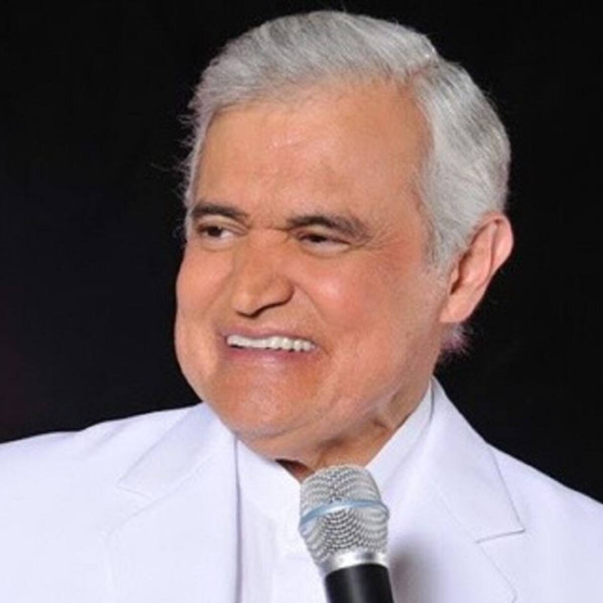 ¡Entusiasmo! Jorge Barón recibe Récord Guinness por su trayectoria