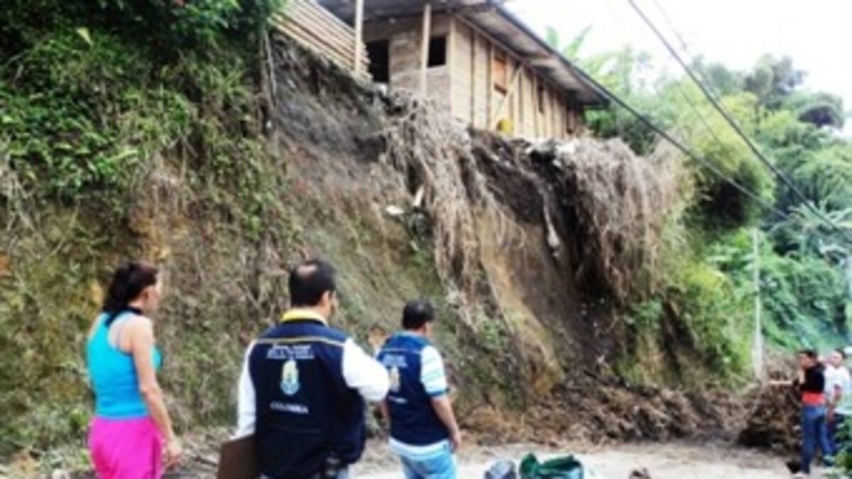 Un hombre muerto deja deslizamiento en Armenia