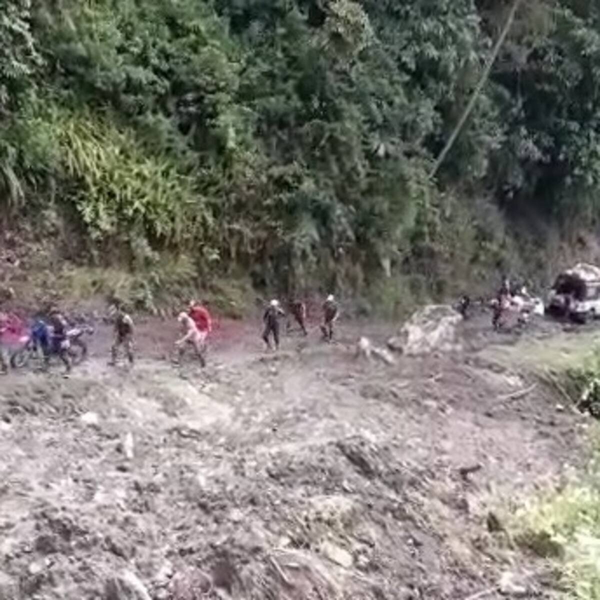 Campesinos con problemas para comercializar productos por daños en vías