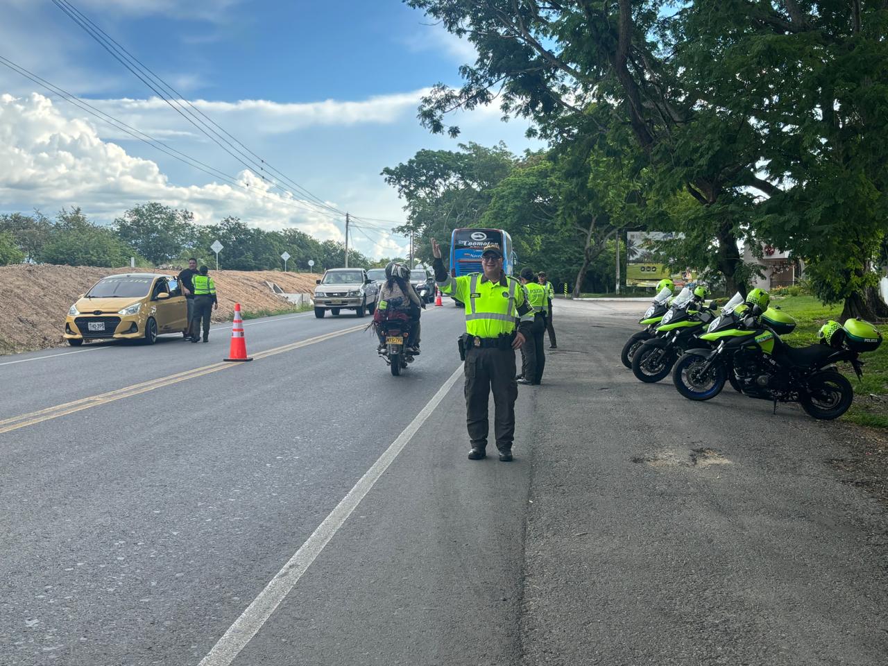La Policía Nacional desplegó un dispositivo especial de seguridad en Neiva y el Huila por el puente festivo de Reyes Magos.