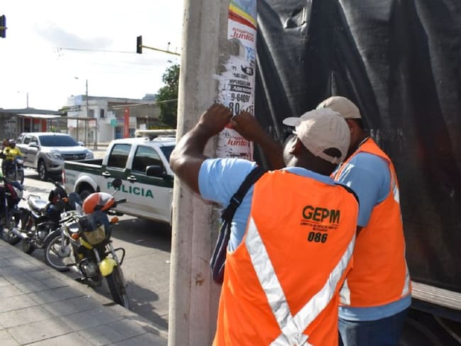 Avanzan los operativos contra la propaganda política ilegal en Cartagena