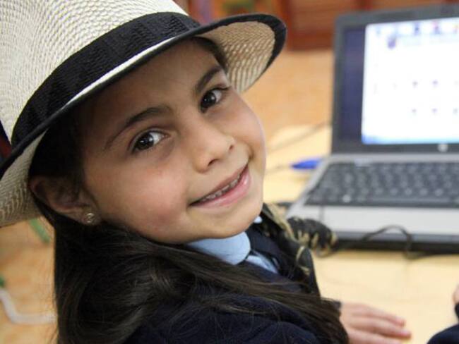 Gobierno implementará sistema para ampliar cobertura de internet en Colombia