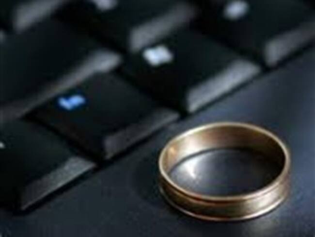La infidelidad cibernética duele tanto como la carnal, dice estudio