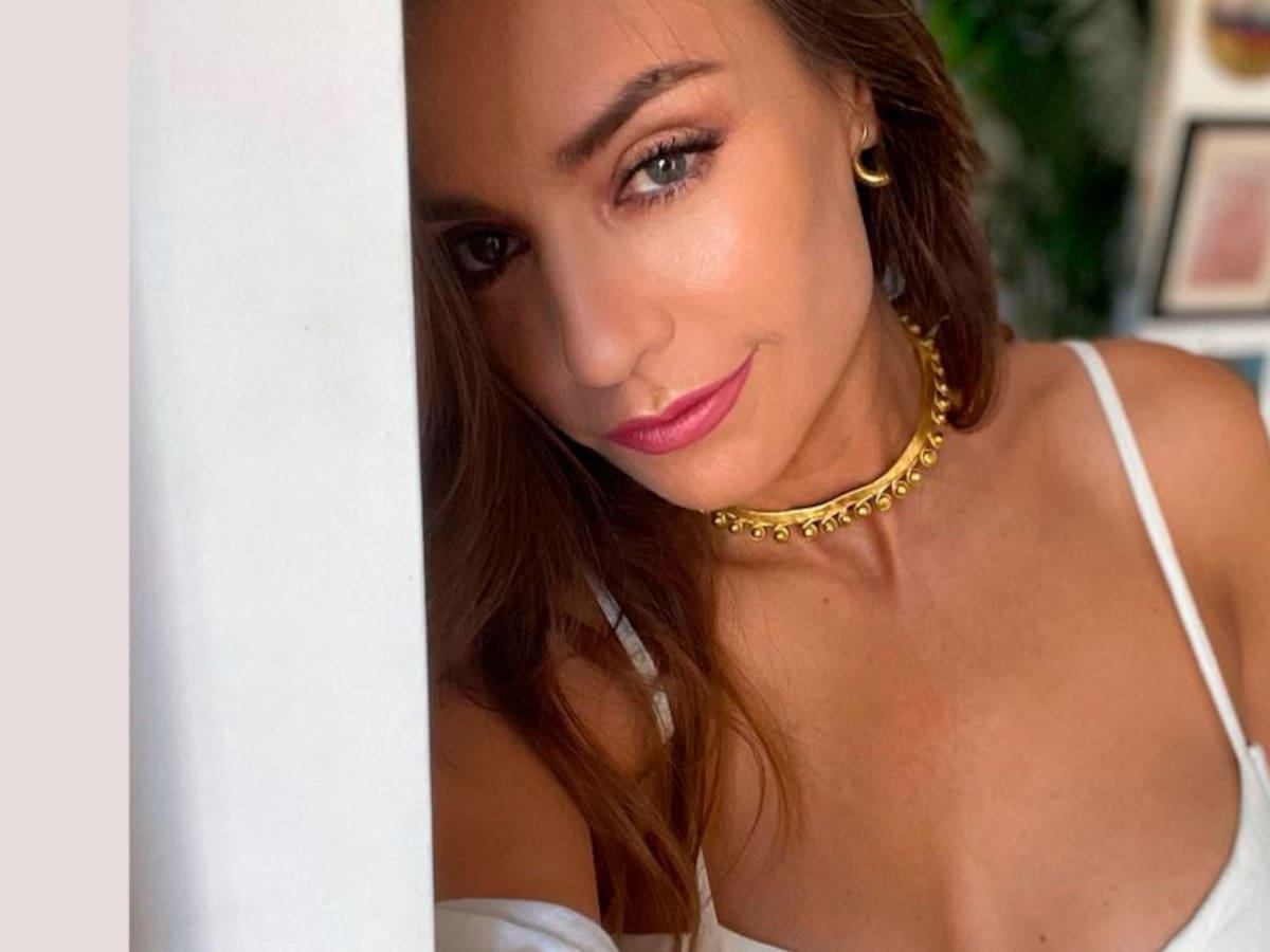 La foto sin brasier de Marcela Mar que les voló la imaginación a sus fans