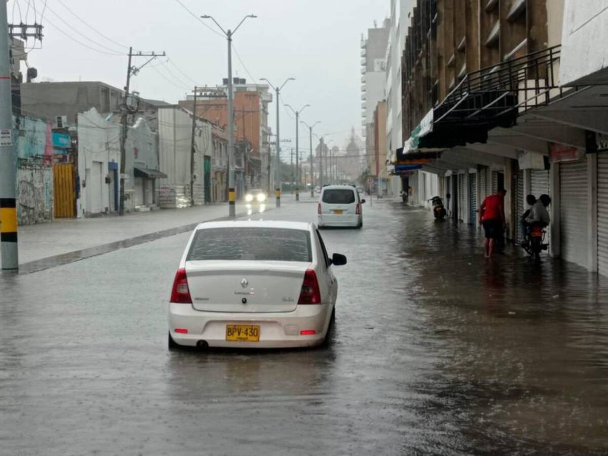 Emergencias tras primer aguacero del año en Cartagena