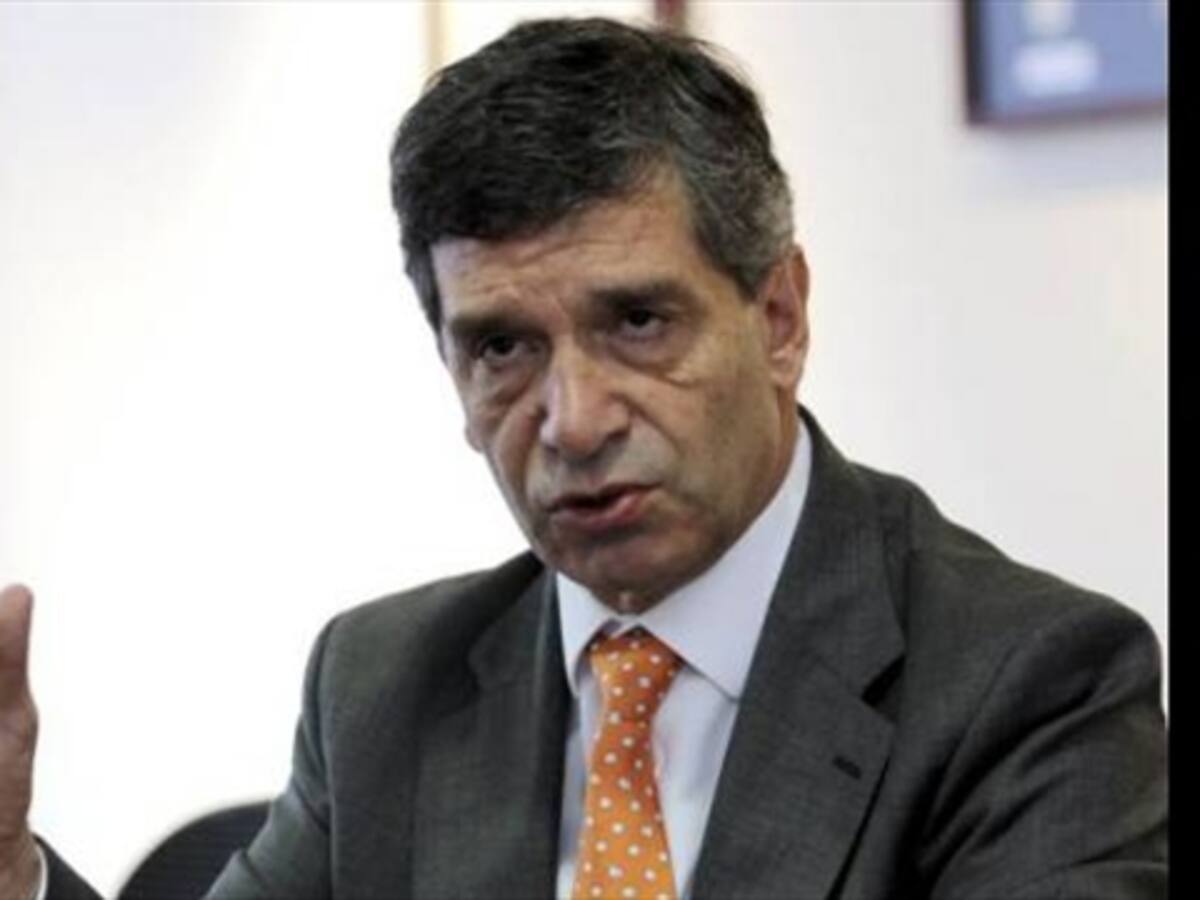 Rafael Pardo anuncia los directivos de su campaña