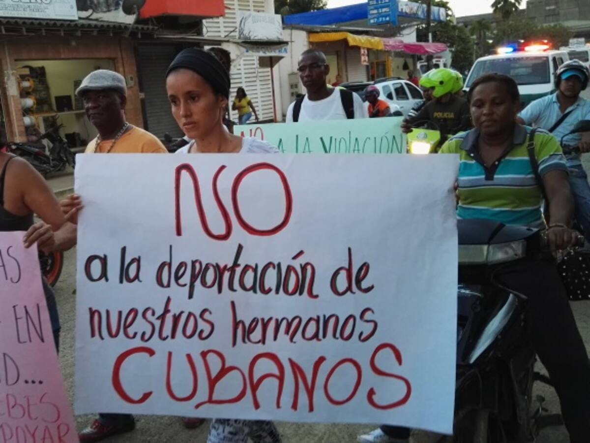 Habitantes de Turbo protestaron en respaldo a los migrantes varados