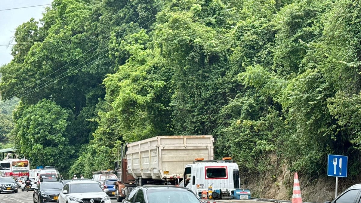 Autoridades convocan mesa de diálogo tras anuncio de cierre de la vía cerca al Parque Tayrona
