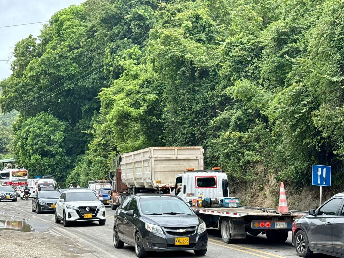 Autoridades convocan mesa de diálogo tras anuncio de cierre de la vía cerca al Parque Tayrona