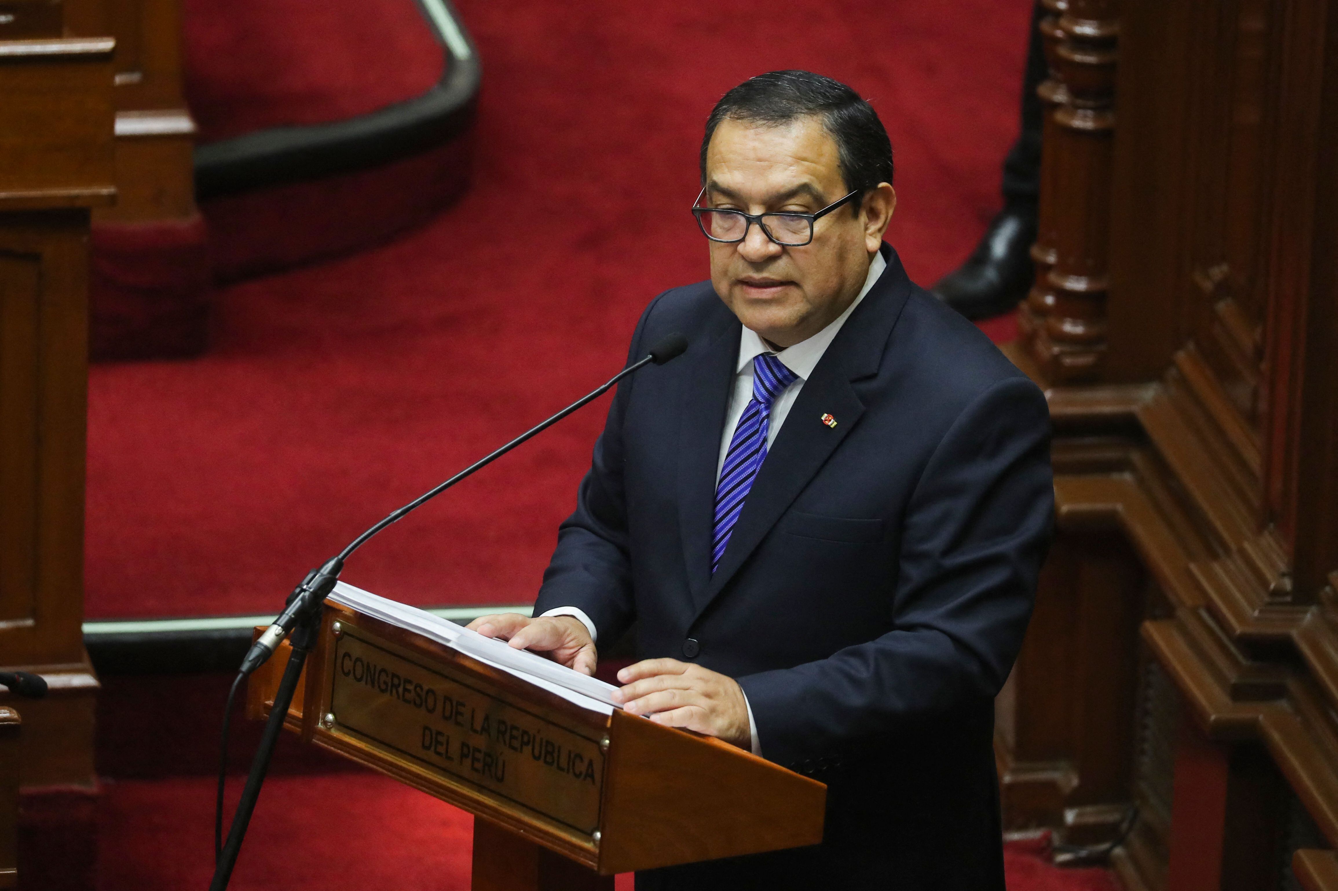 El jefe de gabinete de Perú, Alberto Otarola. Foto de Sebastian Castañeda/POOL/AFP vía Getty Images.