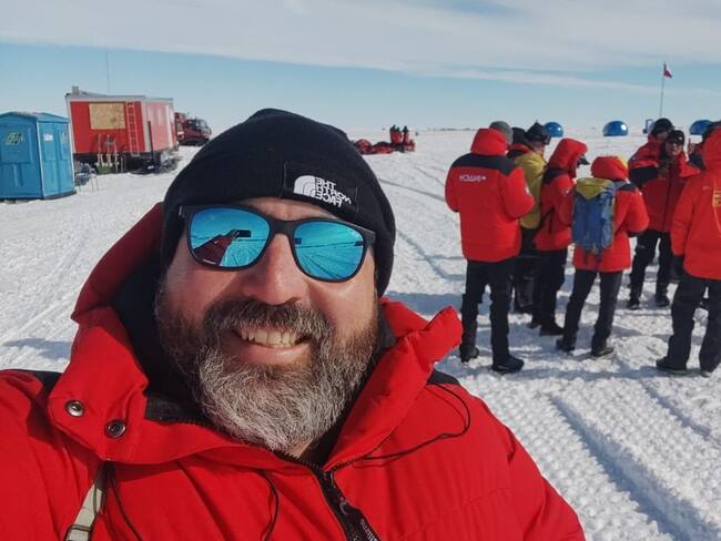 Colombianos llegan al Antártico y buscan estrellas relacionadas con el origen del universo