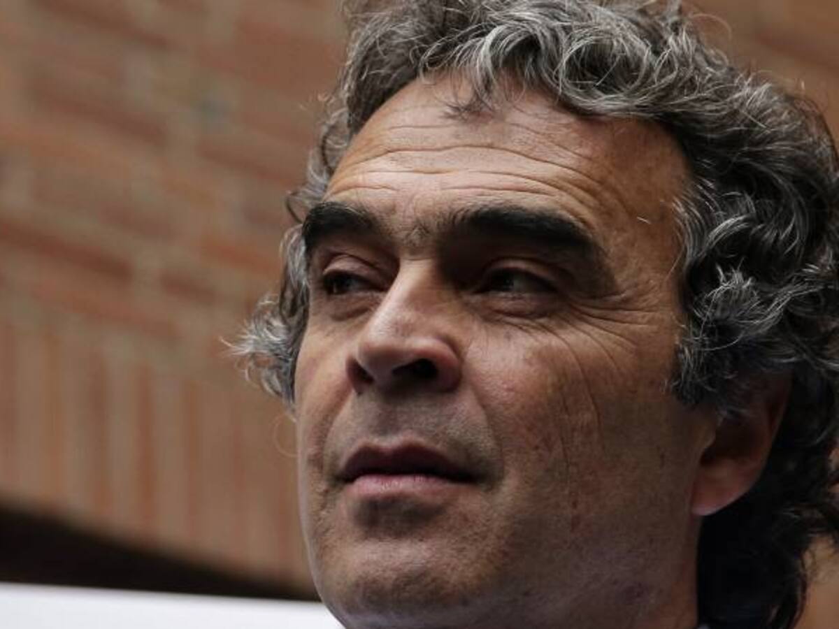 Fajardo pide mediadores externos para salvar alianza con verdes y el Polo