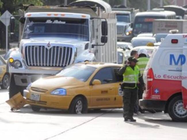 Diariamente se presentan 19 accidentes con taxis en las calles de Bogotá