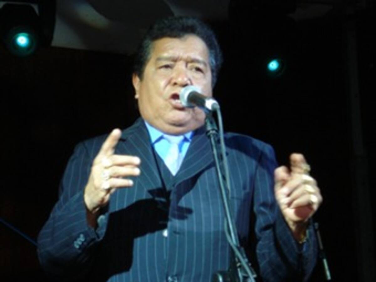 Pastor López sigue estable pero delicado luego de una cirugía de corazón