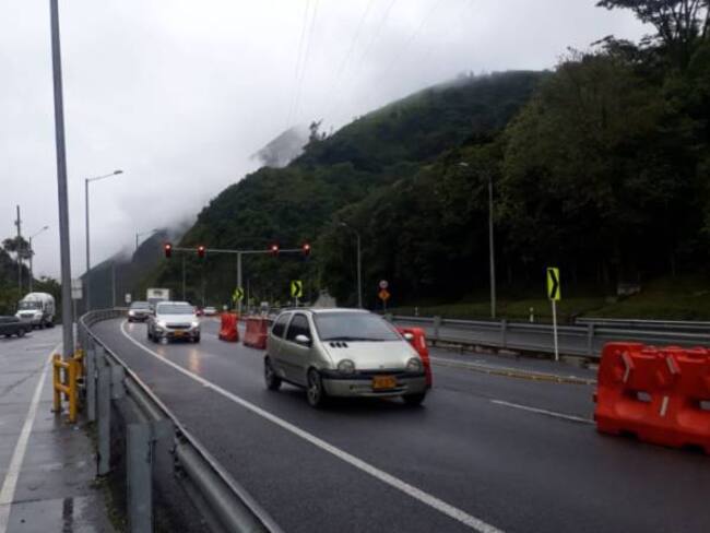 Cerrada la vía Villavicencio-Bogotá por derrumbe