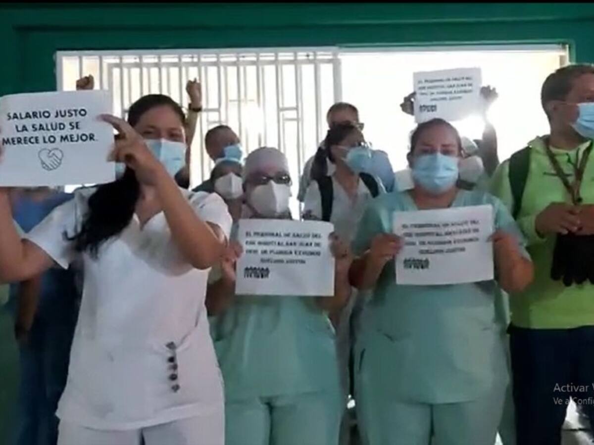 A personal médico del Hospital de Floridablanca les deben cuatro meses