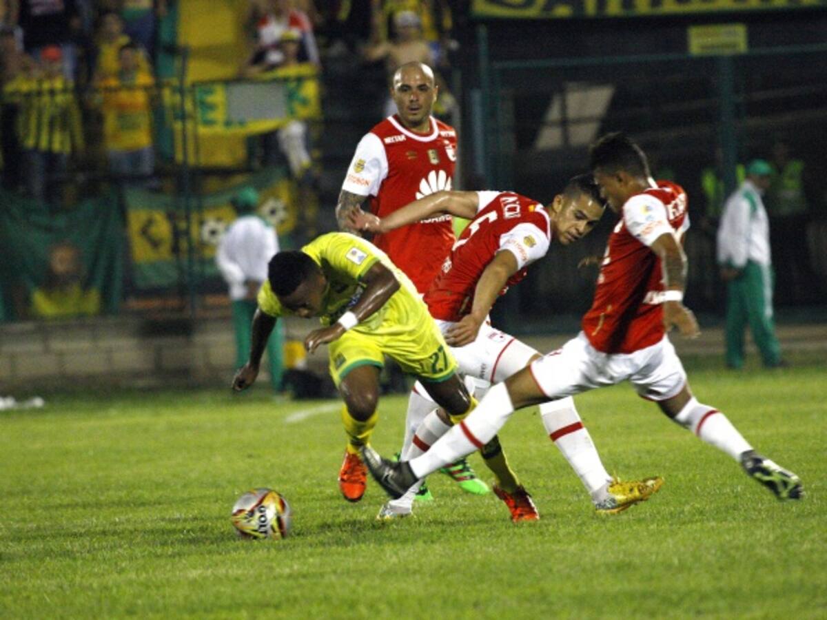 Bucaramanga y Santa Fe igualaron 0-0 en un partido de pocas emociones