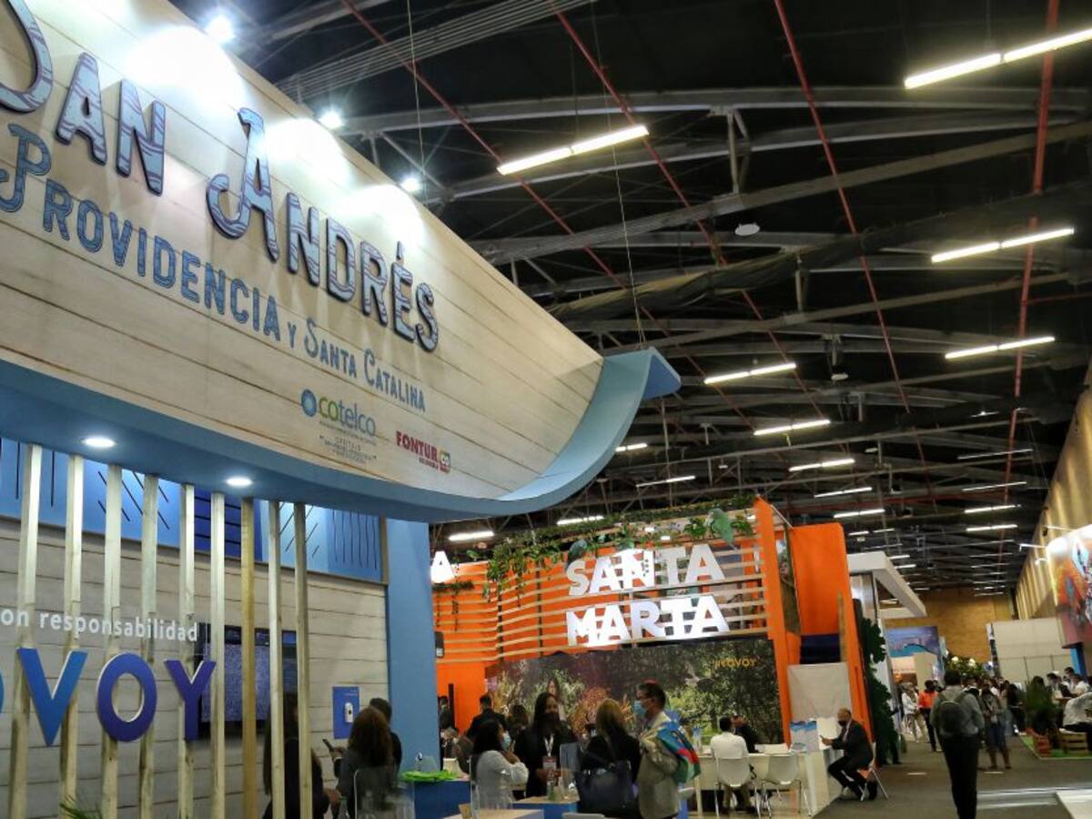 Más de 3 millones de colombianos salieron en el 2021 al exterior