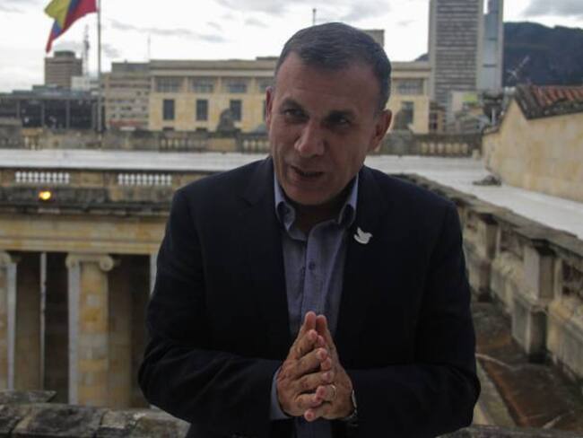 “Si gana el plebiscito las Farc se movilizarán a zonas de concentración”: Roy Barreras