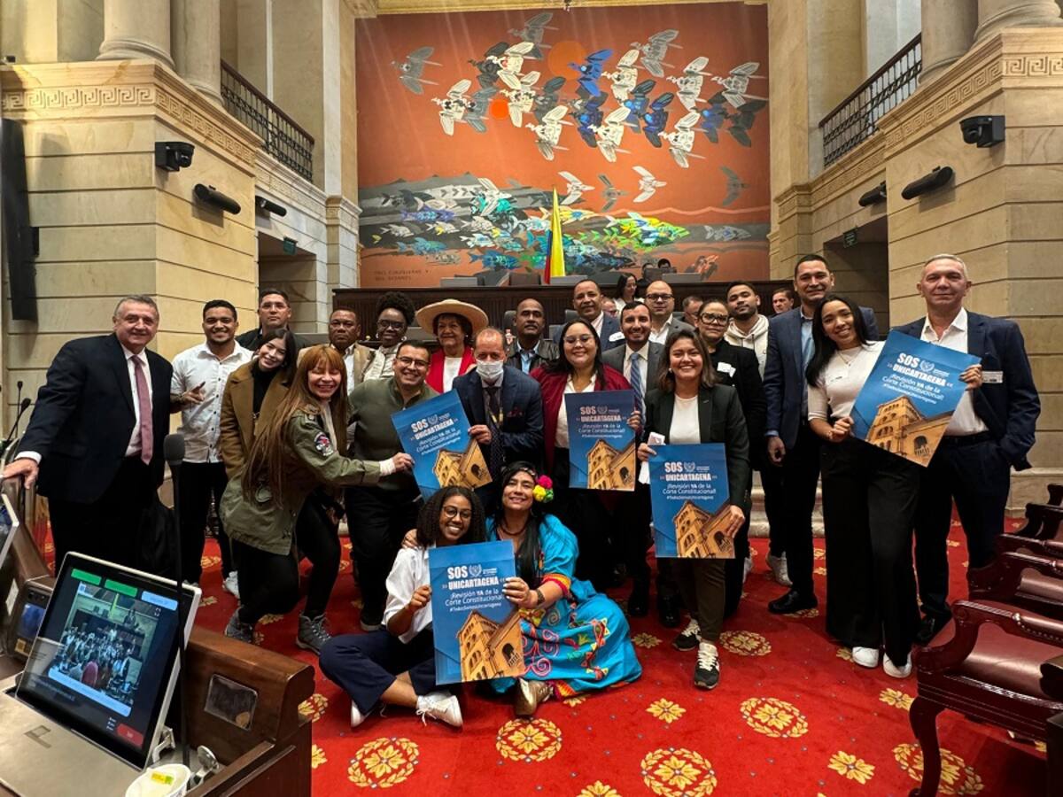 Congresistas proponen que Ecopetrol realice donación a UDC por el monto que le adeuda