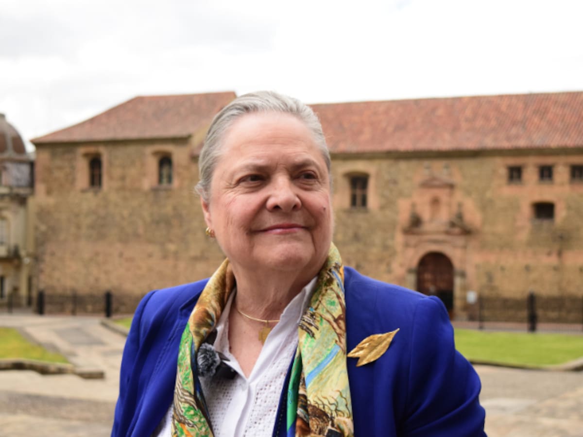 Clara López pide guiño del presidente Petro a su precandidatura para las elecciones de 2026