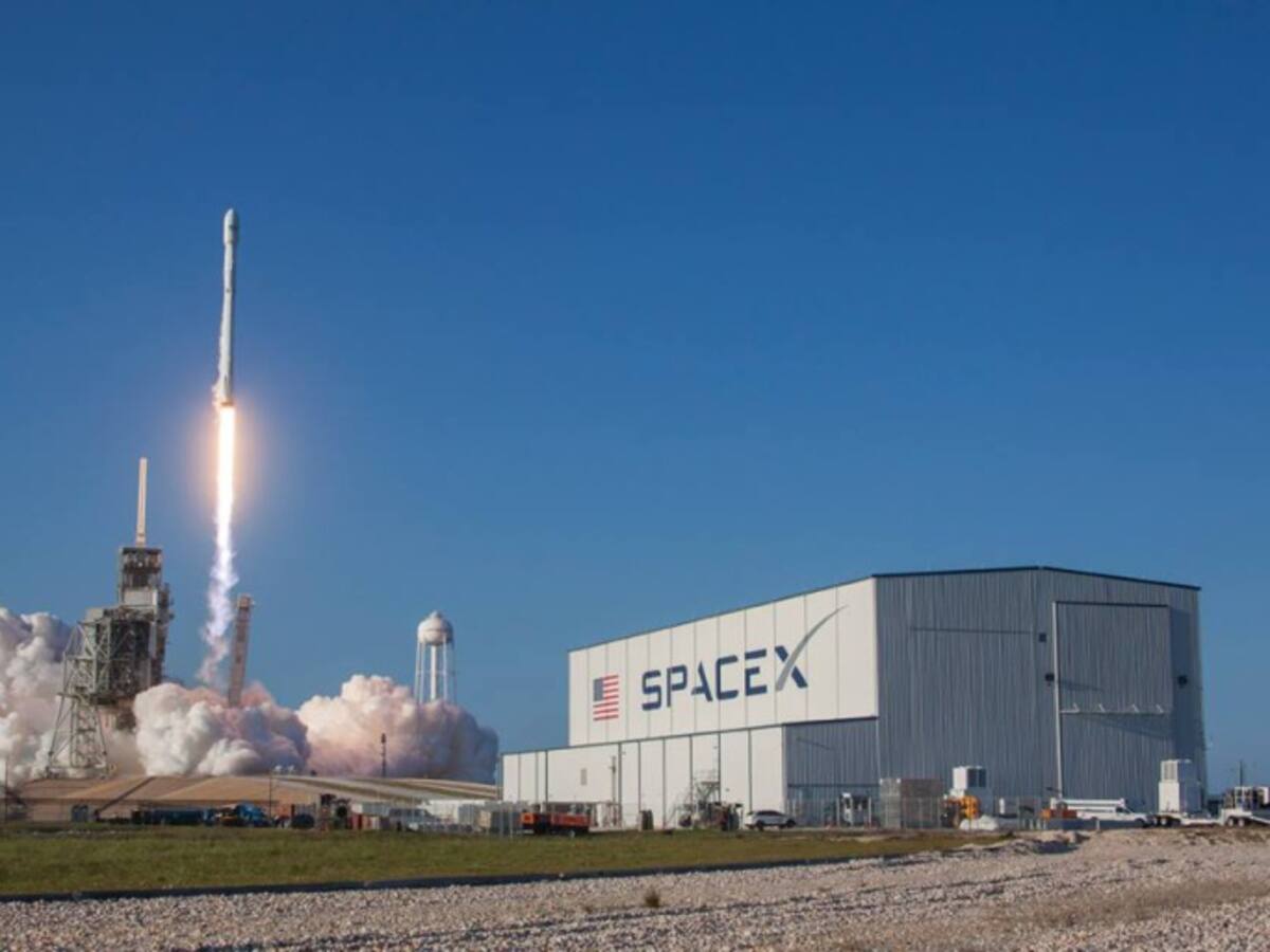 El colombiano de Space X