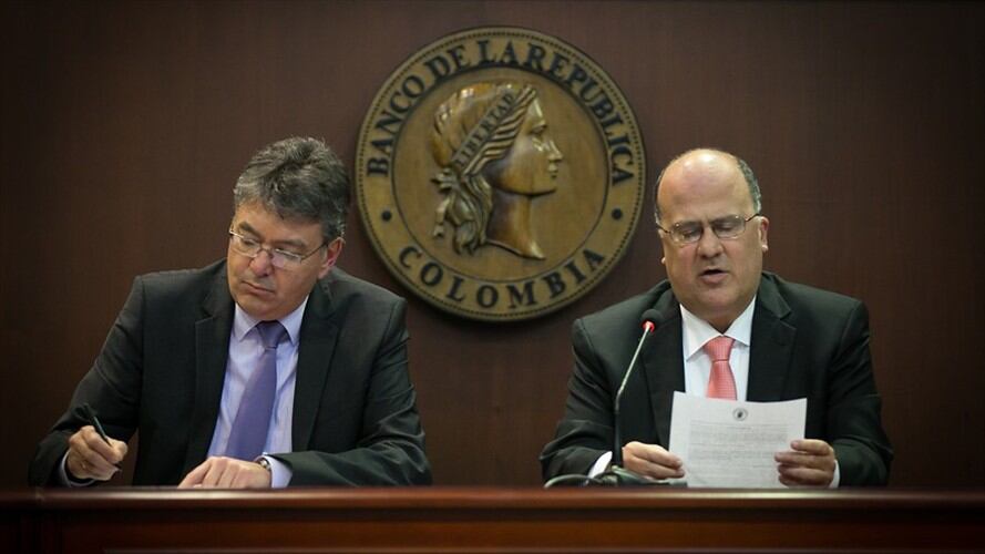 Mauricio Cárdenas, ministro de Hacienda y José Darío Uribe, gerente del Banco de la República. Foto: Colprensa