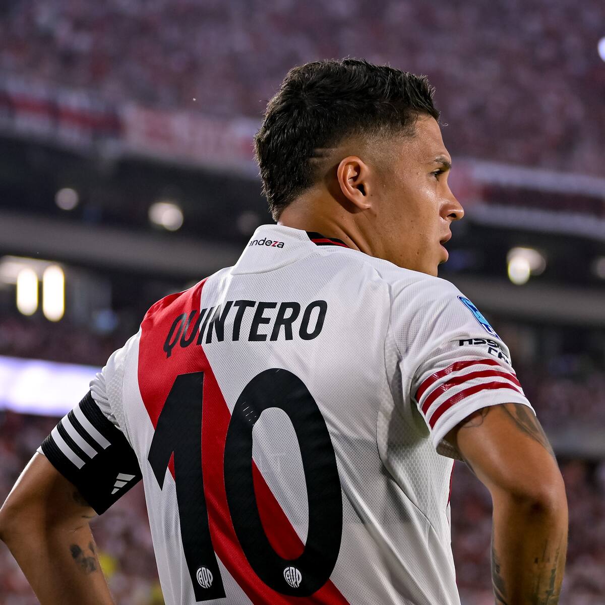 River Plate: el sorpresivo entrenador que suena para dirigir a Juanfer Quintero y Kevin Castaño