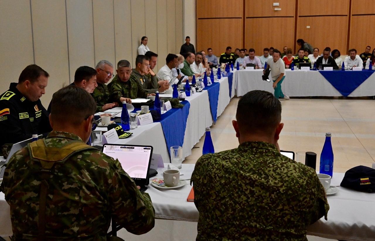 Ministro de Defensa anuncia plan de restitución de cultivos ilícitos en Jamundí