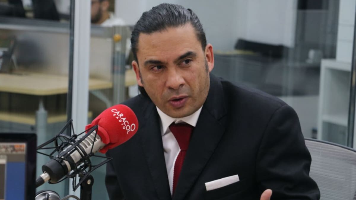 Cuando se es funcionario público, no se renuncia a ser papá: Bernate