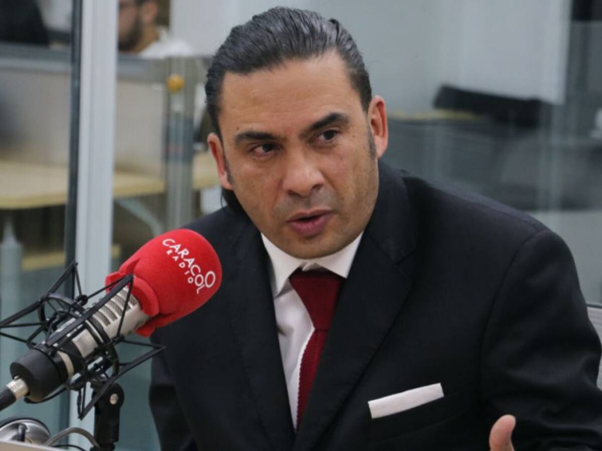 Cuando se es funcionario público, no se renuncia a ser papá: Bernate