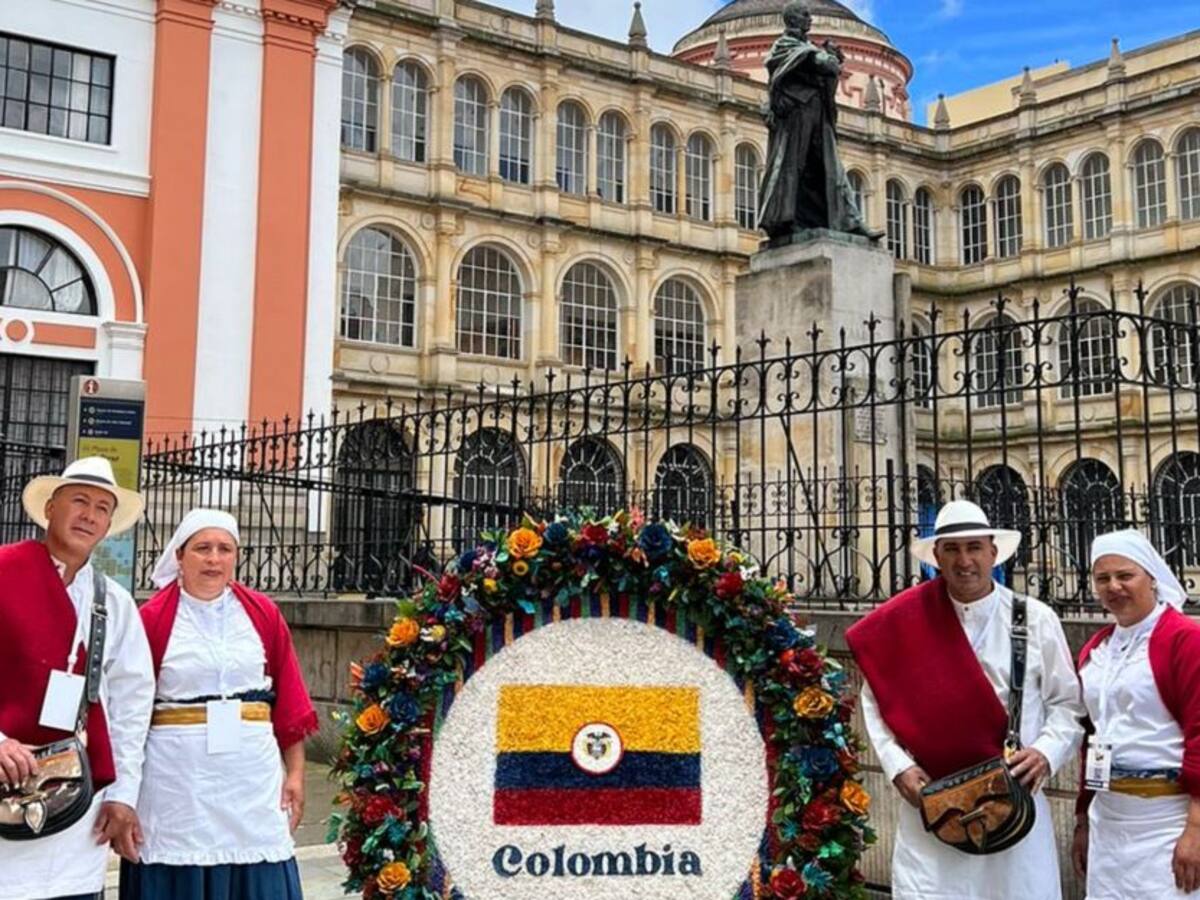 Silletas harán calle de honor al presidente Gustavo Petro