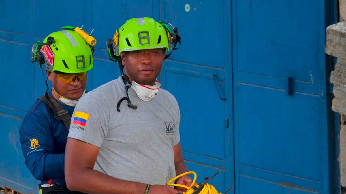 Equipo colombiano de rescate completa 96 horas de búsqueda en Venezuela y logra salvar a un niño