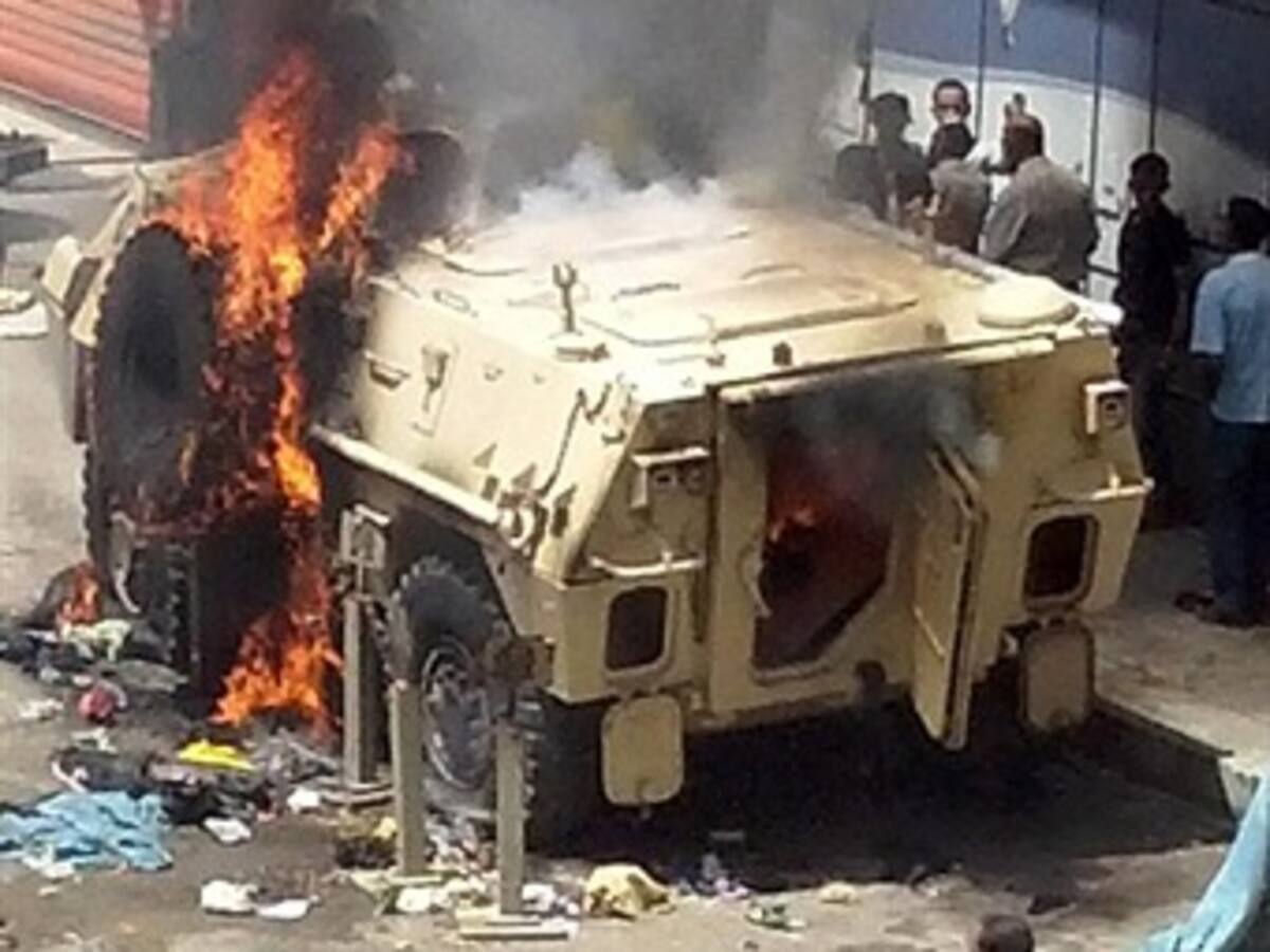 Declaran el toque de queda en 12 provincias de Egipto a partir del atardecer