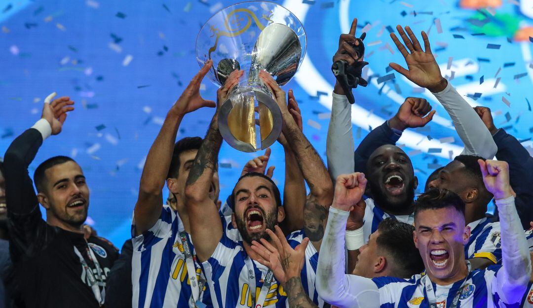 Porto campeón en Portugal con Mateus Uribe. 