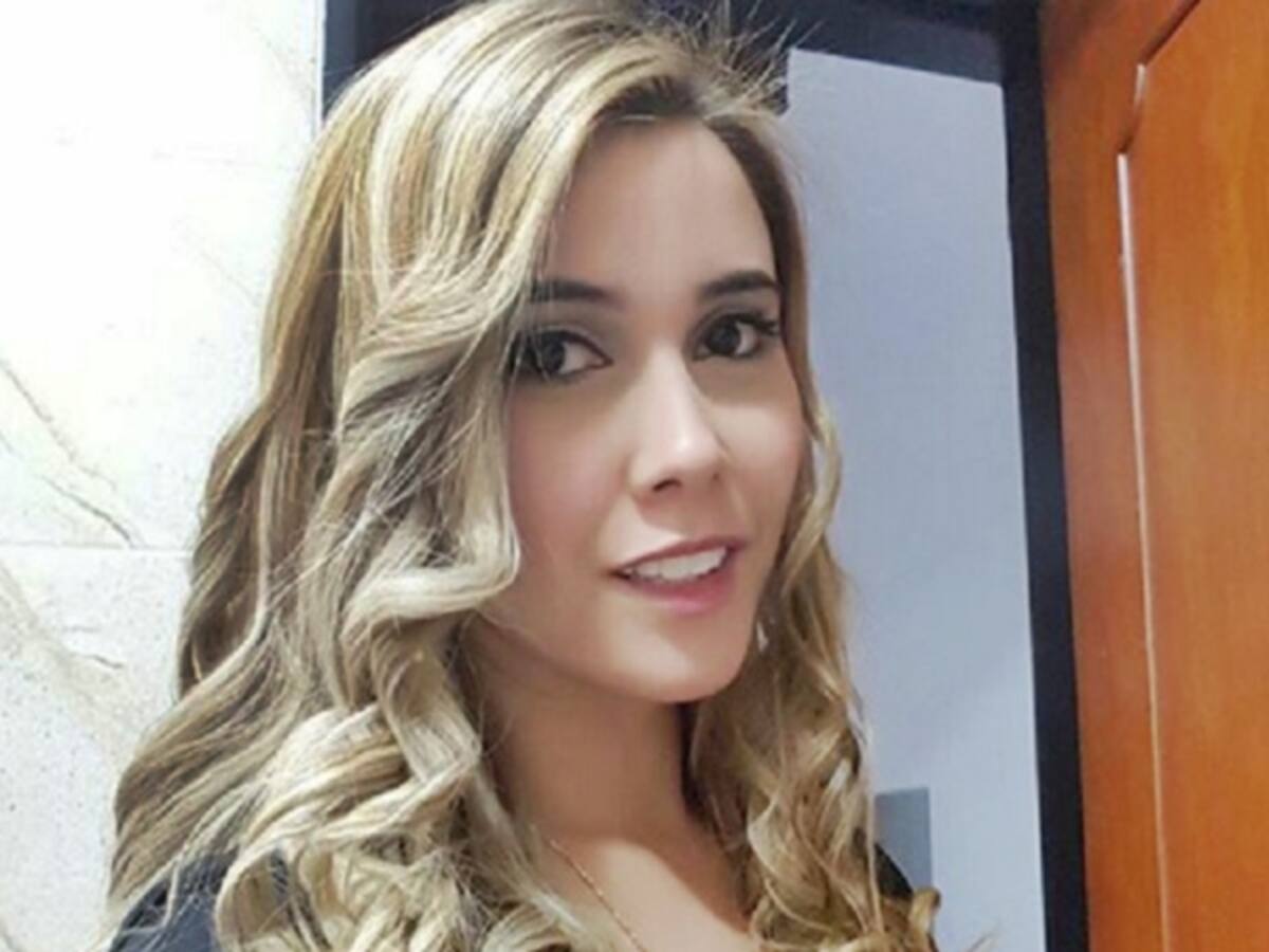 Manuela Gómez es tendencia por apoyar marcha Uribista