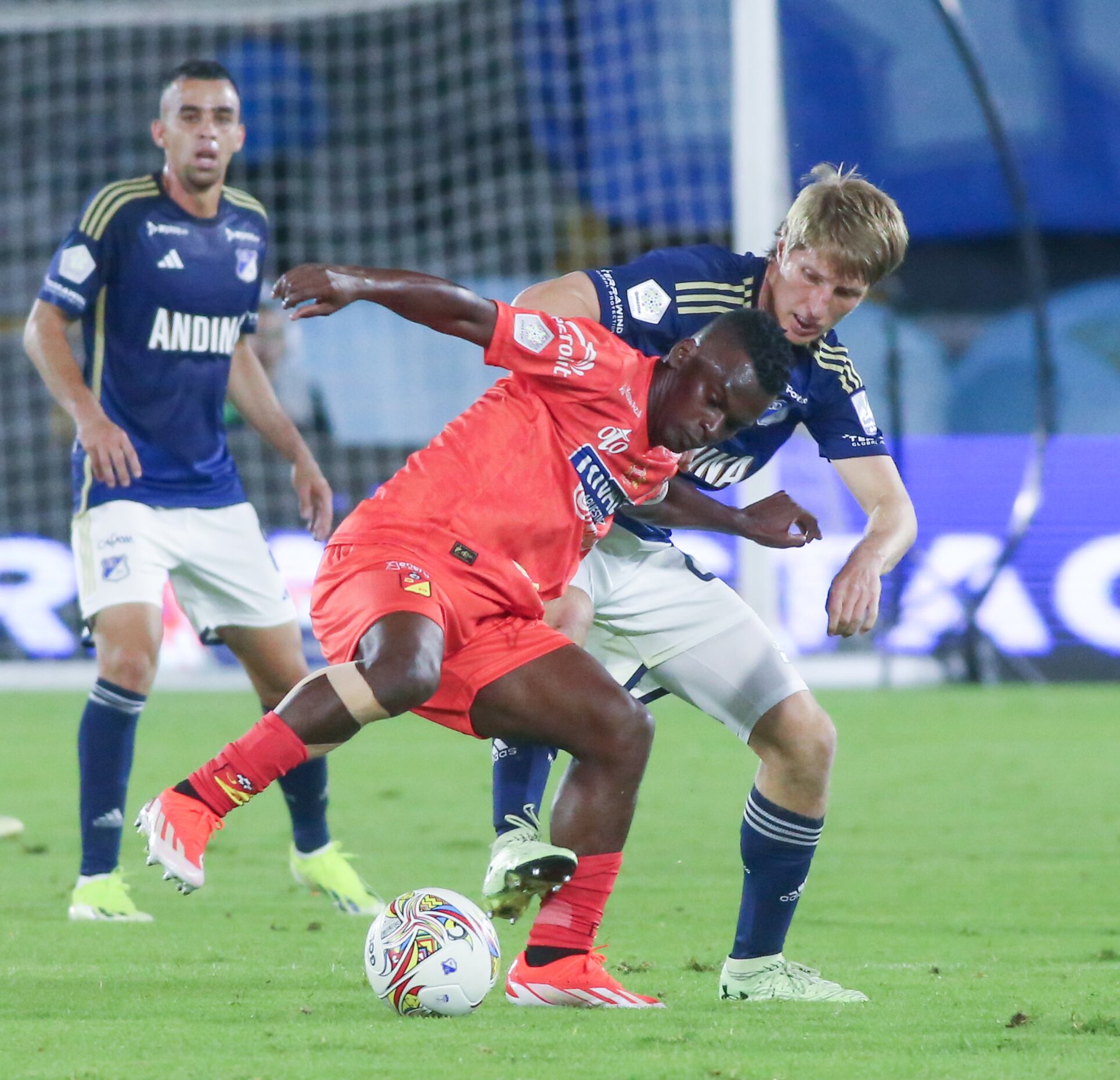 Carlos Darwin Quintero enfrentando a Millonarios con el Deportivo Pereira. (Photo by Daniel Garzon Herazo/NurPhoto via Getty Images)