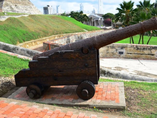 Castillo de San Felipe estrena cureña en uno de sus cañones