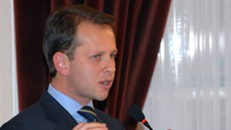 Arias pide a congresistas conservadores apoyar candidatura de Noemí Sanín