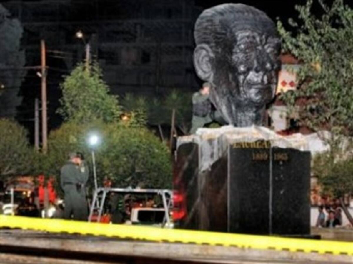 Capturan a tres presuntos implicados en atentado al busto de Laureano Gómez